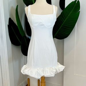 White Ruffle Hem Bodycon Dress, Size: S